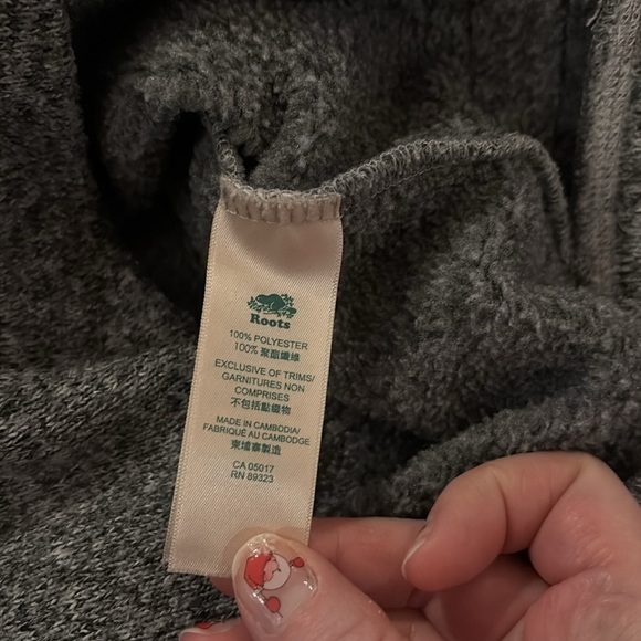 Burgundy Red & Grey Roots Canada Hoodie - size XS - Picture 16 of 16